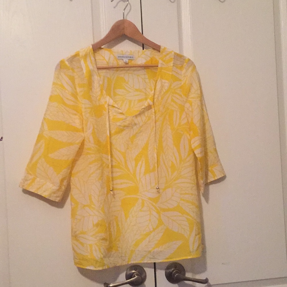 Banana Republic floral top